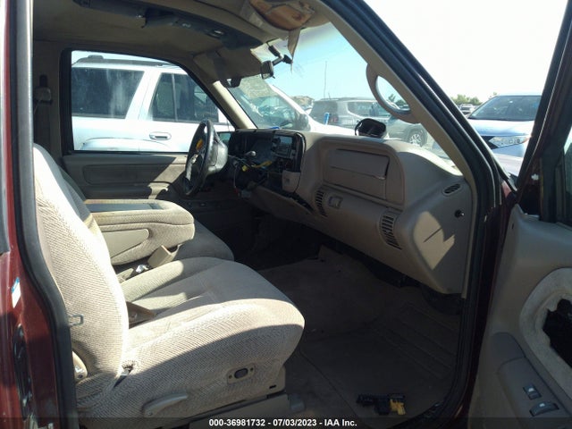 1998 CHEVROLET C/K 1500 VIN: 1GCEC19M0WR152440