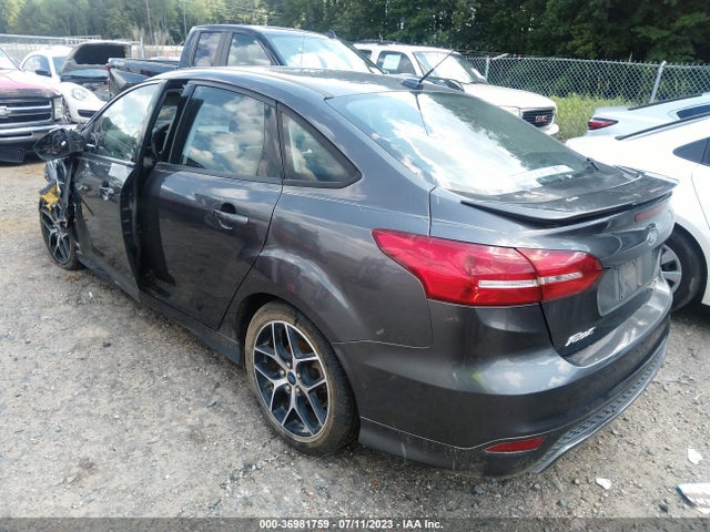 2015 FORD FOCUS SE VIN: 1FADP3F26FL209408