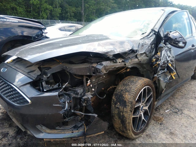 2015 FORD FOCUS SE VIN: 1FADP3F26FL209408