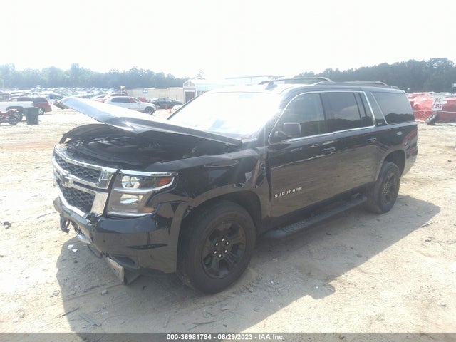 Chevrolet Suburban Lt 2017 1GNSKHKC0HR397779 Image 2