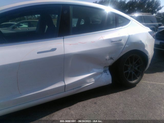 5YJ3E1EA0LF613845 Tesla Model 3 Standard Range