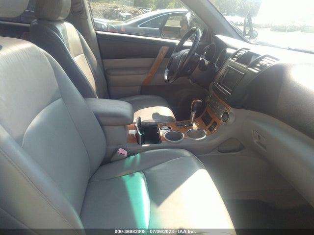2008 TOYOTA HIGHLANDER HYBRID LIMITED VIN: JTEEW44A182006089