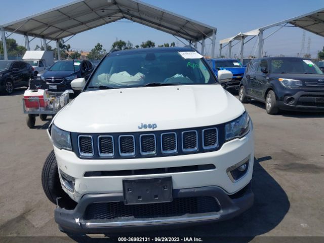 3C4NJCCB3KT749205 Jeep Compass Limited