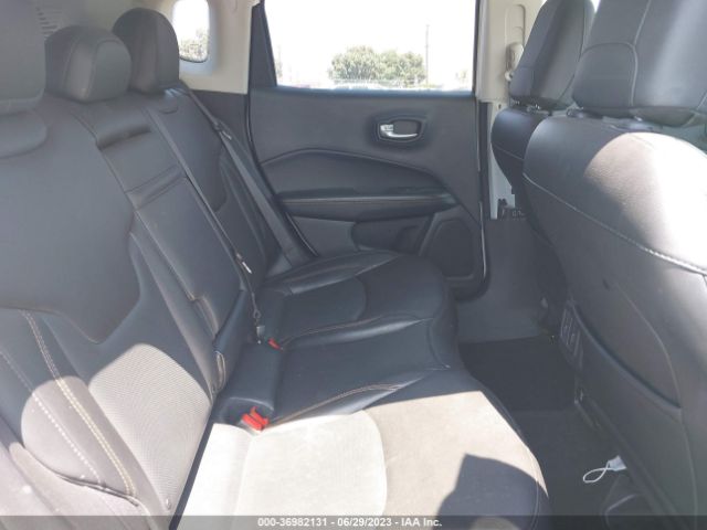 3C4NJCCB3KT749205 Jeep Compass Limited