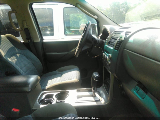 2005 NISSAN PATHFINDER SE OFF ROAD VIN: 5N1AR18W75C749470