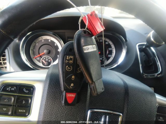 2C4RDGEG1KR752678 Dodge Grand Caravan Gt