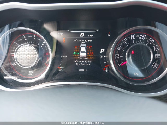 2015 DODGE CHALLENGER R/T SCAT PACK VIN: 2C3CDZFJ4FH821889