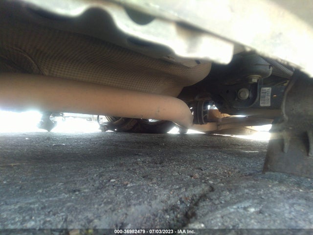 Chevrolet IMPALA LT 2016 2G1115S38G9127321 Image 12