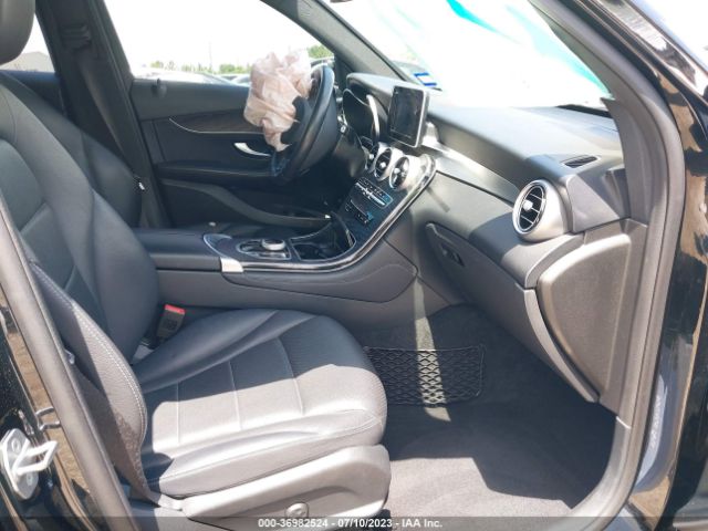 WDC0G4KB3JV065389 Mercedes-Benz GLC 300