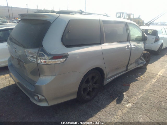 Toyota SIENNA SE 2014 5TDXK3DC6ES456653 Image 4