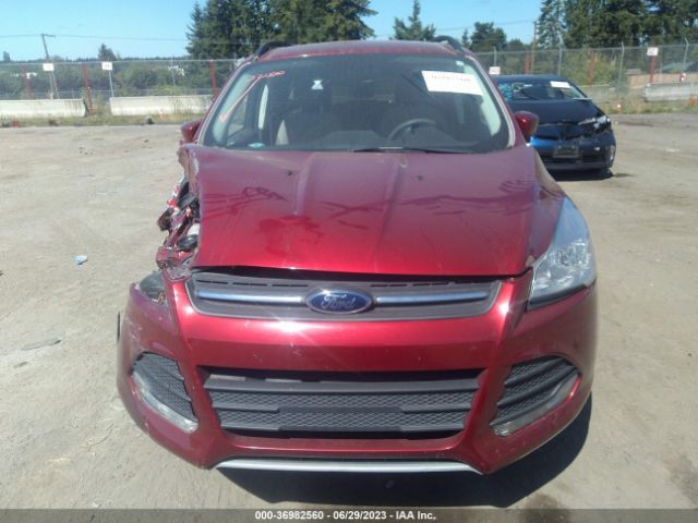 1FMCU9G95GUC41111 Ford ESCAPE SE