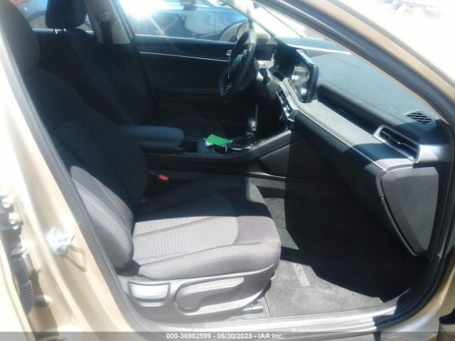5XXG14J23NG092892 KIA K5 LXS