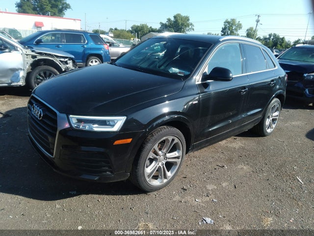 WA1GFCFS4GR016449 Audi Q3 Prestige