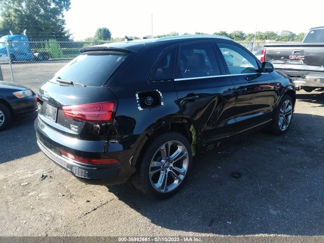 WA1GFCFS4GR016449 Audi Q3 Prestige