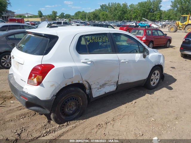 Chevrolet TRAX LS 2016 KL7CJKSB3GB513937 Image 4