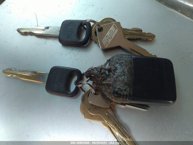 1998 FORD F-150 XL/XLT/LARIAT VIN: 1FTZX0767WKB17701