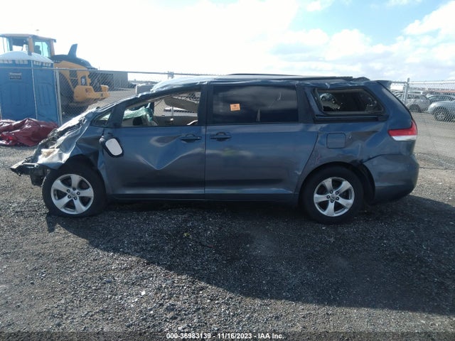 Toyota SIENNA LE 2014 5TDKK3DC1ES507227 Image 14