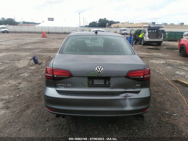 3VWD67AJ4GM217765 Volkswagen Jetta Sedan 1.4t Se
