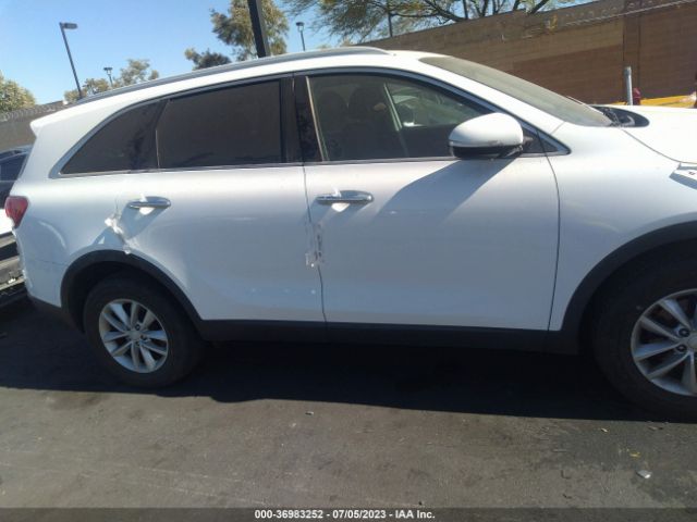 5XYPG4A32JG347609 KIA SORENTO LX