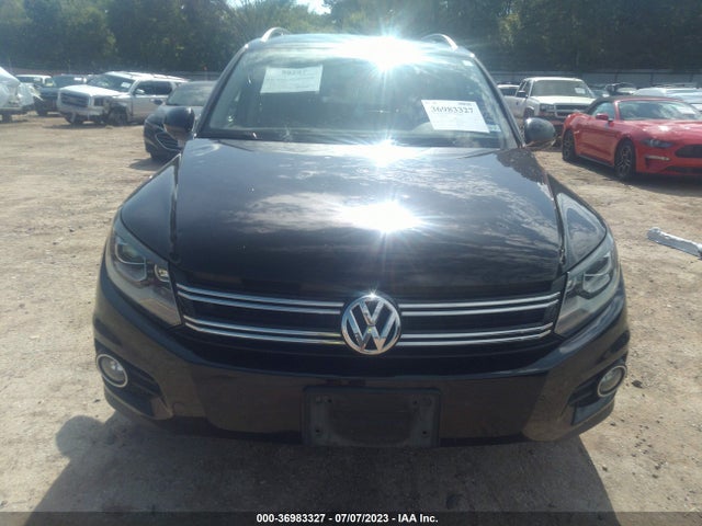 WVGTV7AX7HK027243 Volkswagen Tiguan Sport