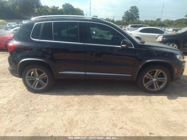 WVGTV7AX7HK027243 Volkswagen Tiguan Sport