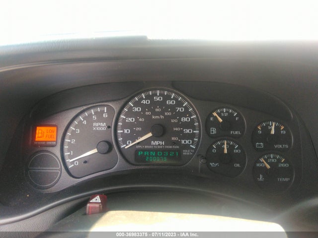 2002 CHEVROLET SILVERADO 1500 LS VIN: 2GCEC19T121242383