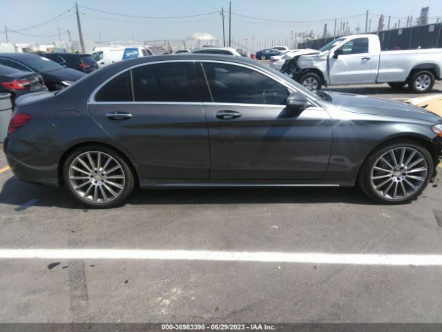 55SWF4JB7GU125944 Mercedes-Benz C-class C 300