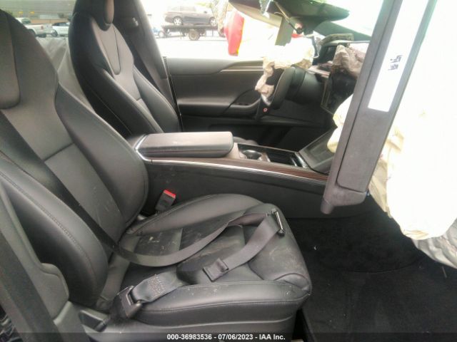 7SAXCDE57NF340601 Tesla MODEL X