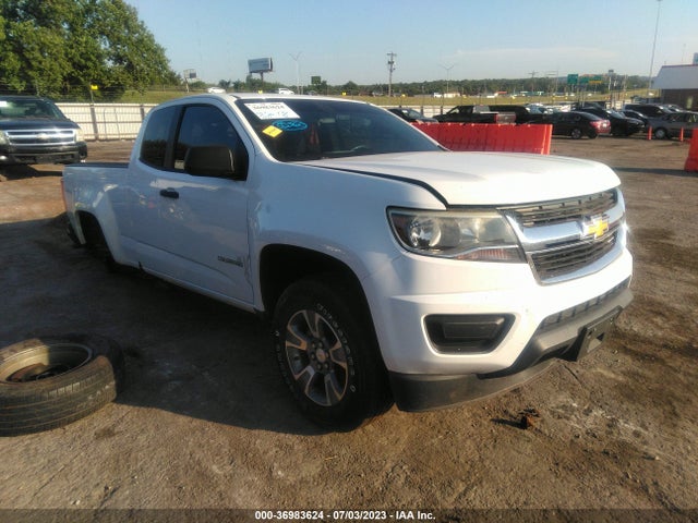 2015 1GCHSAEA0F1226059 main image