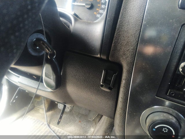 2007 HUMMER H3 SUV VIN: 5GTDN13E478136619