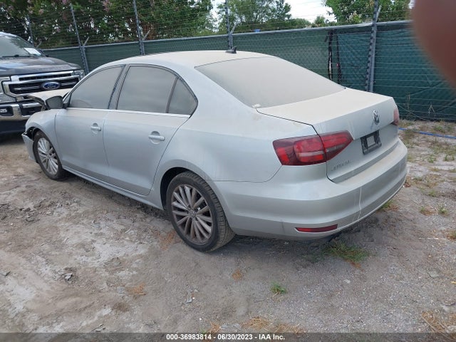 3VWL07AJ5GM217044 Volkswagen Jetta Sedan 1.8t Sel