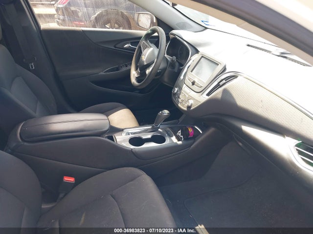 Chevrolet MALIBU LT 2018 1G1ZD5ST3JF224659 Image 5