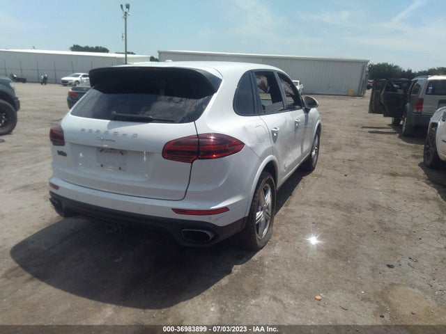 WP1AA2A29HKA81091 Porsche Cayenne
