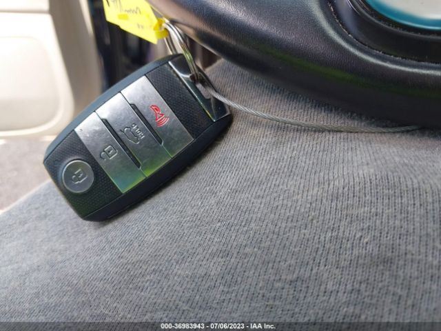KNDPN3AC6J7383400 KIA Sportage Ex