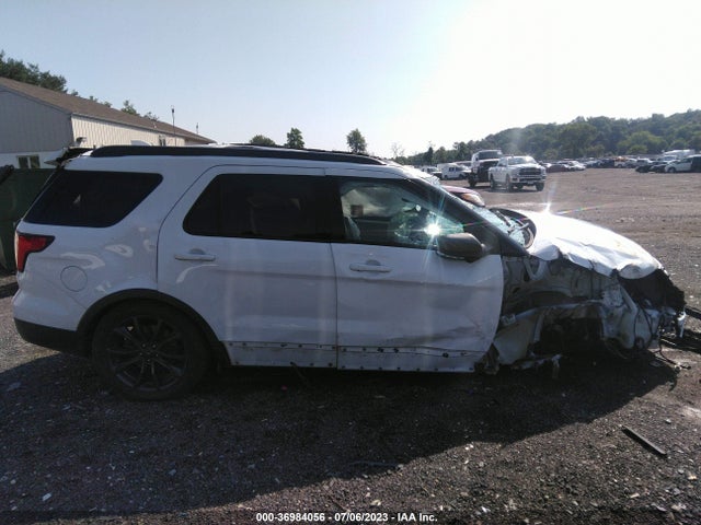 Ford EXPLORER XLT 2017 1FM5K8D88HGE02264 Image 13