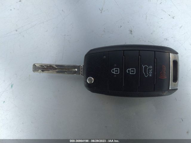 KNDJP3A56H7878837 KIA SOUL +