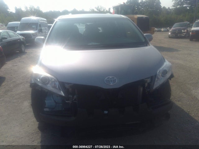 Toyota Sienna Xle Auto Access 2017 5TDYZ3DCXHS892278 Image 13