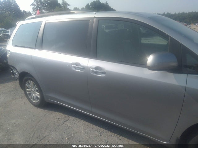 Toyota Sienna Xle Auto Access 2017 5TDYZ3DCXHS892278 Image 14