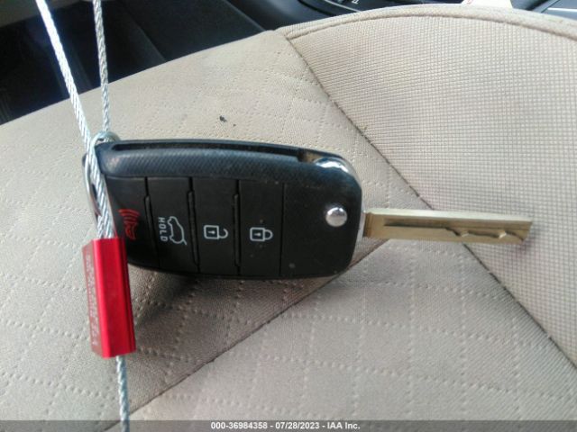 5XYPGDA54KG534806 KIA Sorento Lx V6