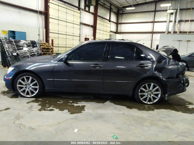 2003 LEXUS IS 300 VIN: JTHBD192730068550