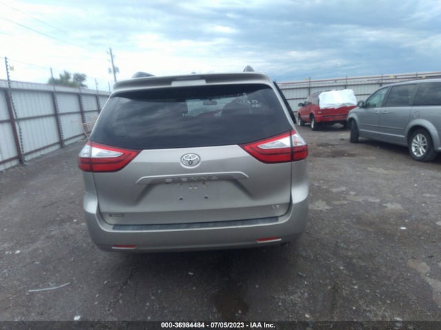 2015 TOYOTA SIENNA LE VIN: 5TDKK3DC3FS581749