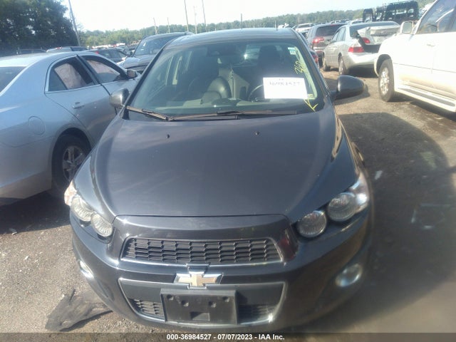 Chevrolet Sonic Ltz Auto 2015 1G1JE6SB1F4104126 Image 12