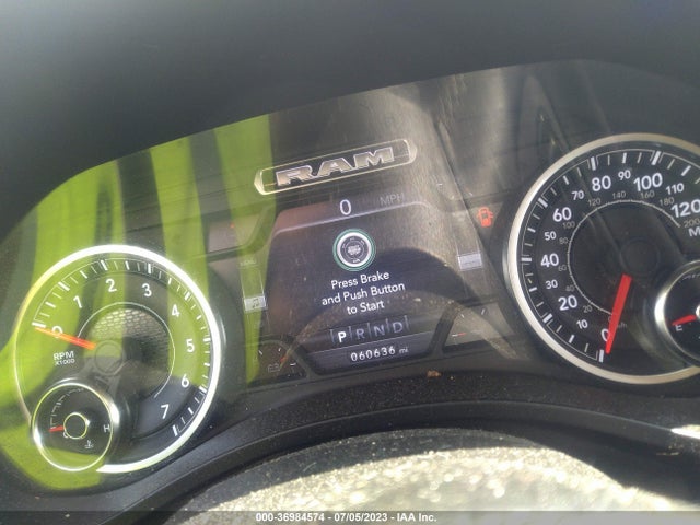 1C6SRFJTXKN593583 RAM 1500 Laramie