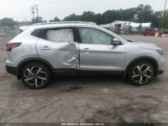 JN1BJ1CW2MW448368 Nissan Rogue Sport Sl