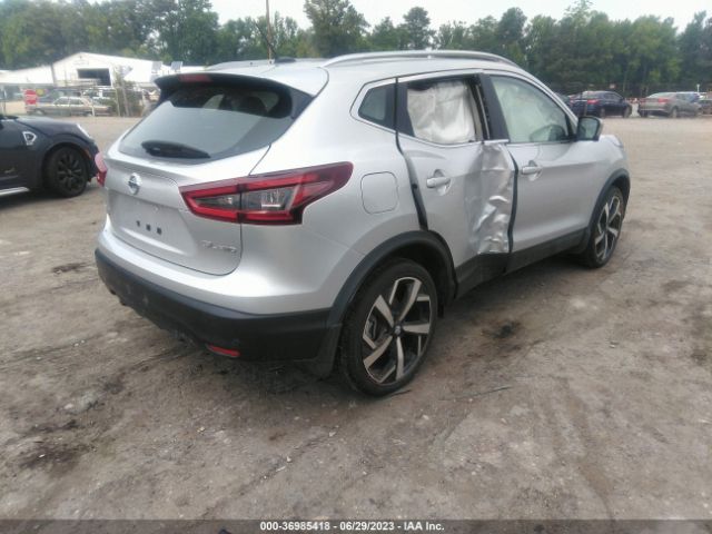 JN1BJ1CW2MW448368 Nissan Rogue Sport Sl