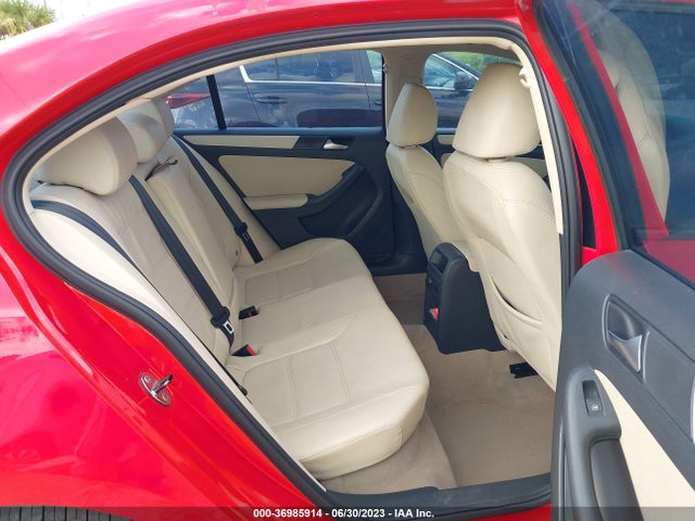 2012 VOLKSWAGEN JETTA SEDAN SE W/CONVENIENCE VIN: 3VWDX7AJ3CM338018