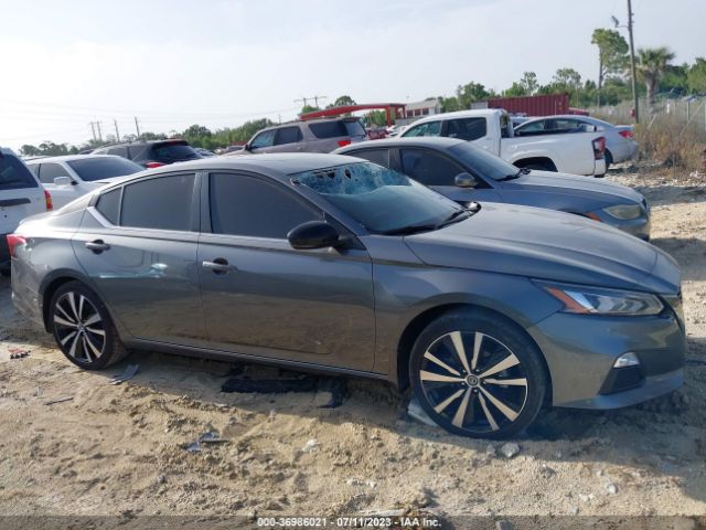 1N4AL4CVXNN300980 Nissan Altima 2.0 Sr