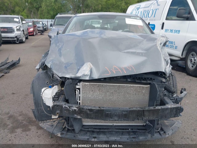 Hyundai Elantra Value Edition 2018 KMHD84LF7JU606385 Image 3