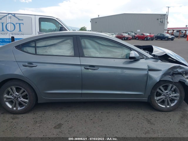Hyundai Elantra Value Edition 2018 KMHD84LF7JU606385 Image 4