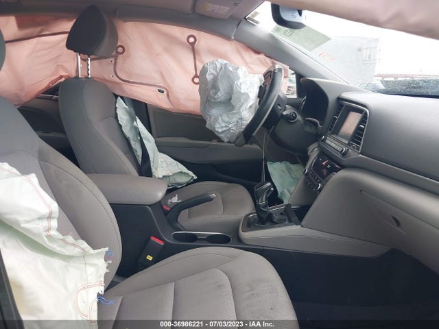 Hyundai Elantra Value Edition 2018 KMHD84LF7JU606385 Image 10